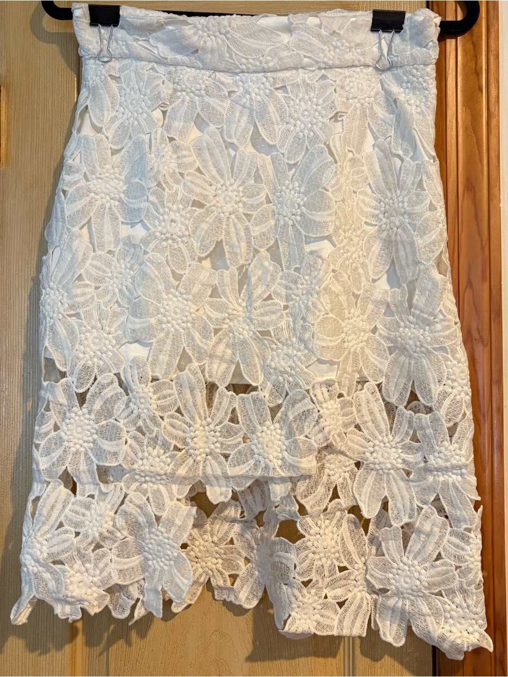 EUC Caribbean Queen Off White Floral Lace Midi Skirt Size M